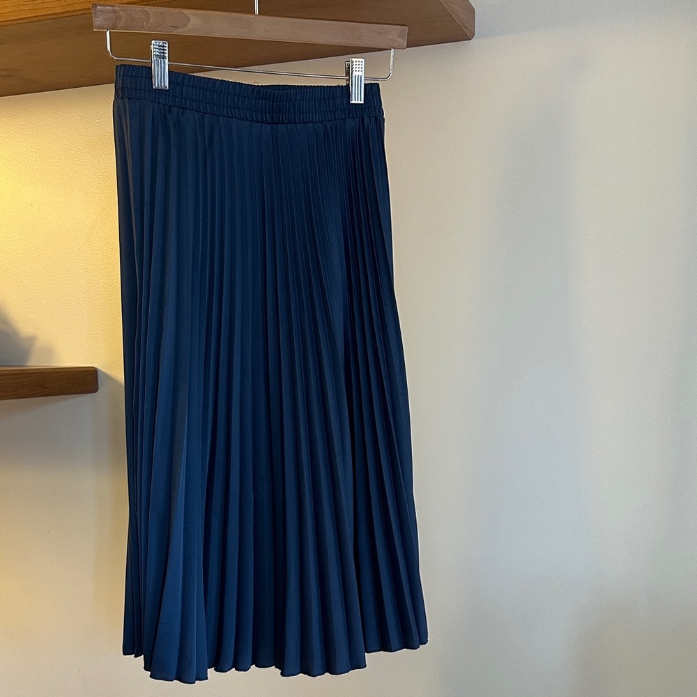 H&M Navy Pleated Midi Skirt